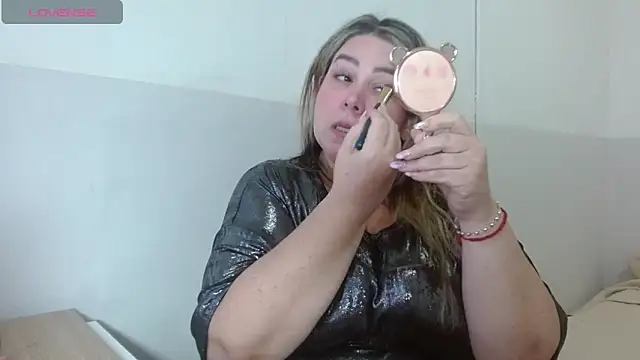 bella savati online show from 09.18.25