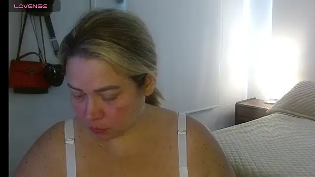 bella savati online show from 10.20.25