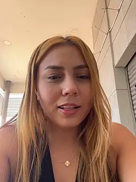 Snapshot of Brittanyrosexx chatting on 05.15.26 Brittanyrosexx online show from 05.15.26