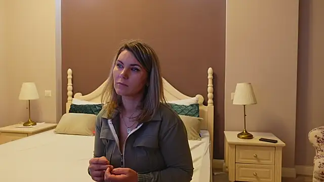 FeliciaKrige online show from 02.28.25