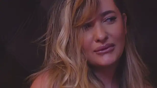 YaaraCollins online show from 12.13.24