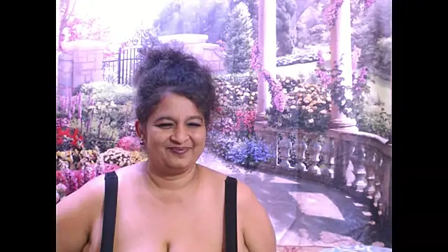 Snapshot of indianstar75 chatting on 03.12.25 indianstar75 online show from 03.12.25