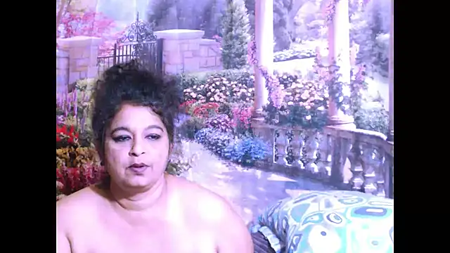 Snapshot of indianstar75 chatting on 03.14.25 indianstar75 online show from 03.14.25