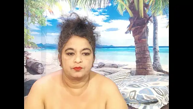 Snapshot of indianstar75 chatting on 09.28.25 indianstar75 online show from 09.28.25