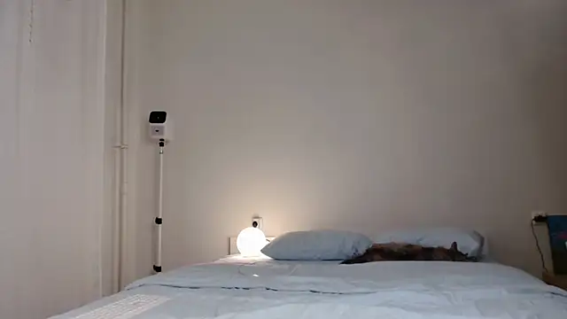 Snapshot of Milky___Way chatting on 12.26.24 Milky Way online show from 12.26.24