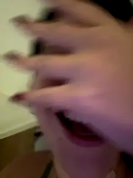 kiarafonseca  online show from 10.05.25