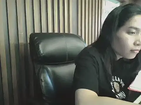 Snapshot of sara_kimoo chatting on 03.19.25 sara kimoo online show from 03.19.25