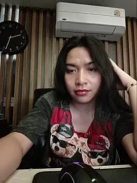 Snapshot of sara_kimoo chatting on 11.05.25 sara kimoo online show from 11.05.25