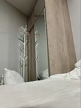 Snapshot of sara_kimoo chatting on 11.22.25 sara kimoo online show from 11.22.25