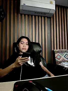 Snapshot of sara_kimoo chatting on 11.23.25 sara kimoo online show from 11.23.25