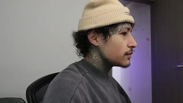 trieone online show from 01.10.26