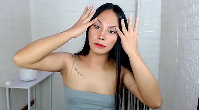 urnaughtydolly69 online show from 03.20.25