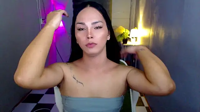 urnaughtydolly69 online show from 04.17.26