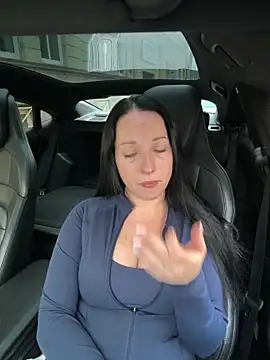 Viola Beck online show from 02.08.26