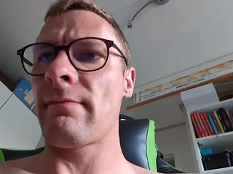 Snapshot of buchr1 chatting on 07.17.26 buchr1 online show from 07.17.26
