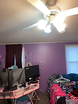 lolabunny9 online show from 12.21.24