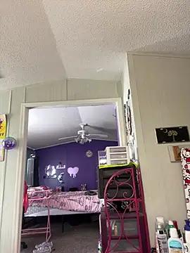 lolabunny9 online show from 02.05.25