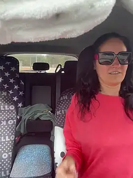 lolabunny9 online show from 02.12.25