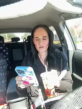 lolabunny9 online show from 03.11.25