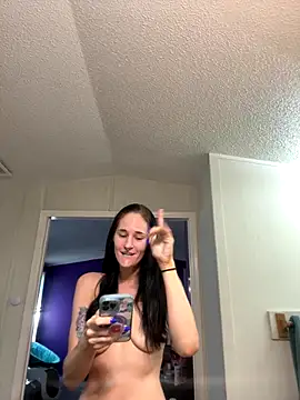 lolabunny9 online show from 09.17.25