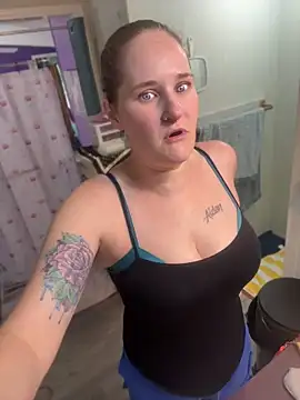 lolabunny9 online show from 06.28.26