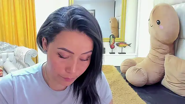 Snapshot of gaby_trent chatting on 01.08.25 gaby trent online show from 01.08.25