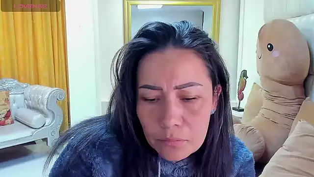 Snapshot of gaby_trent chatting on 01.29.25 gaby trent online show from 01.29.25