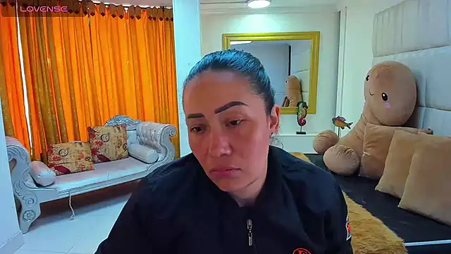 Snapshot of gaby_trent chatting on 03.01.25 gaby trent online show from 03.01.25