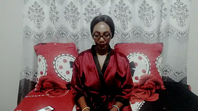 Snapshot of NikkyJigglesX chatting on 02.18.25 NikkyJigglesX online show from 02.18.25