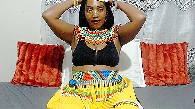 Snapshot of NikkyJigglesX chatting on 09.24.25 NikkyJigglesX online show from 09.24.25