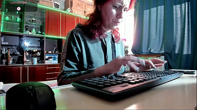 pa1e pr1ncess online show from 03.15.25