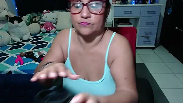 pervert mommy  online show from 12.18.25