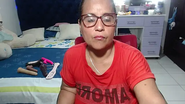 pervert mommy  online show from 04.08.26