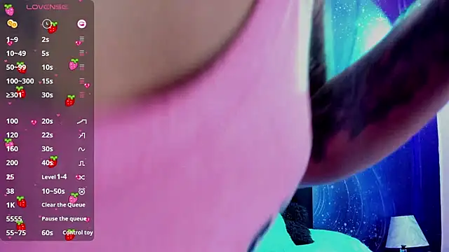 Snapshot of CATRINA_SEXXX chatting on 03.04.25 CATRINA SEXXX online show from 03.04.25