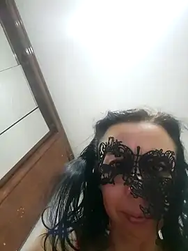 LAURAFOCOSA online show from 01.03.25