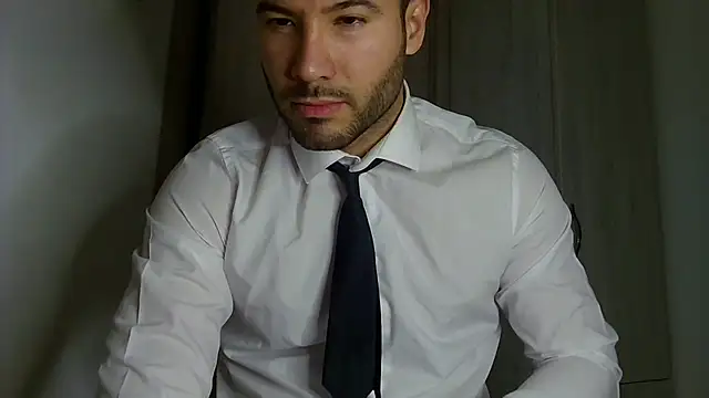 Snapshot of Justynn1 chatting on 04.06.26 Justynn1 online show from 04.06.26