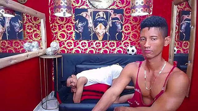 Snapshot of PEINBOYS chatting on 02.06.25 PEINBOYS online show from 02.06.25