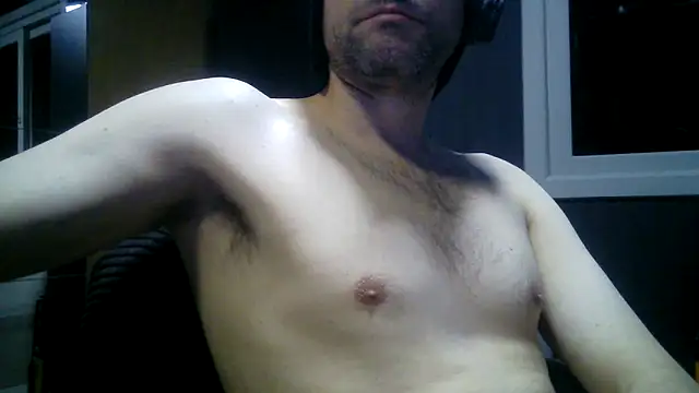 Snapshot of gauchors20 chatting on 04.10.26 gauchors20 online show from 04.10.26
