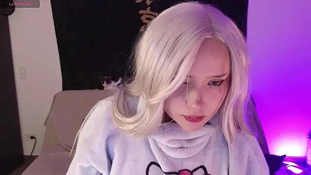 KuroChan420 online show from 02.07.25