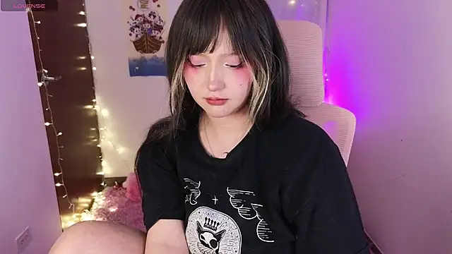 KuroChan420 online show from 12.03.25