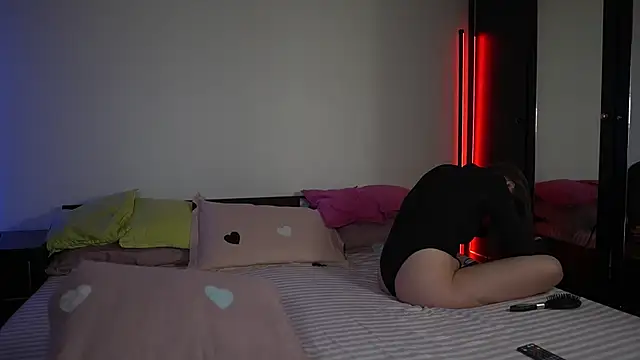 Snapshot of TiffanyPierce chatting on 02.20.25 TiffanyPierce online show from 02.20.25