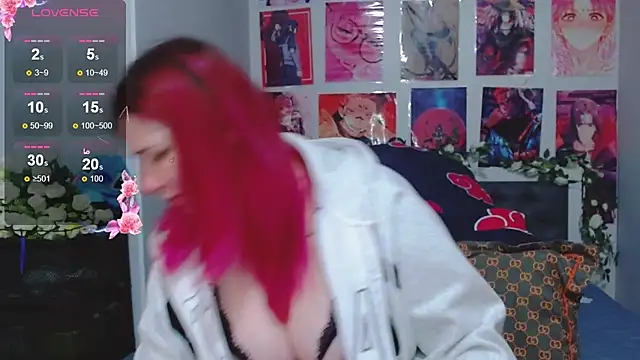 MikaMoonn online show from 02.23.25