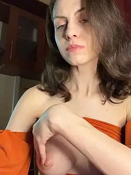 Snapshot of MissAnuta chatting on 11.01.25 MissAnuta online show from 11.01.25