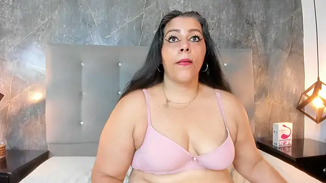 SexxyPamela online show from 04.16.26