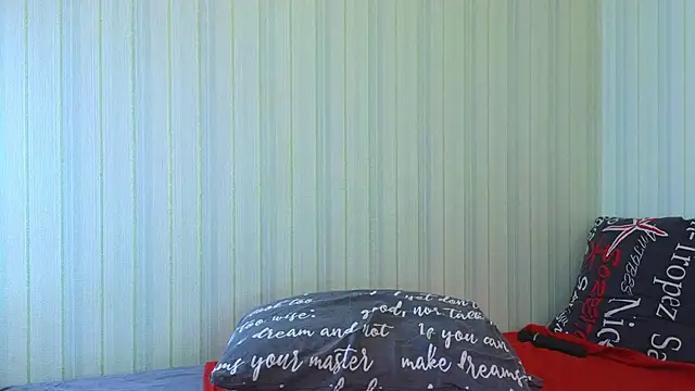 Snapshot of _Lily_ chatting on 12.09.24 Lily online show from 12.09.24