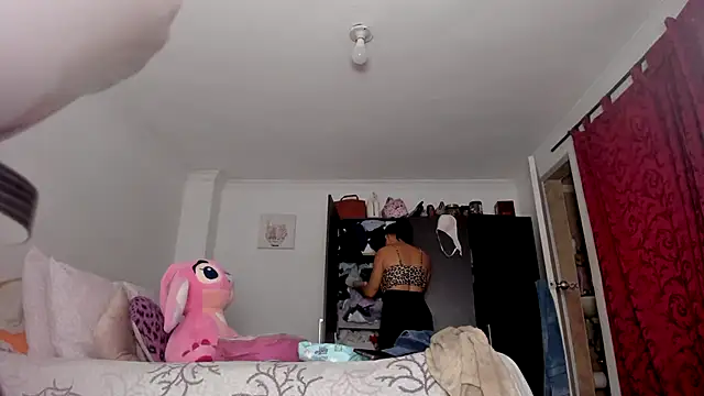 AlondraDiossa03 online show from 02.22.25