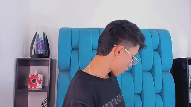 AlanNaughty online show from 01.10.25