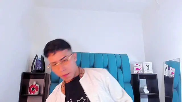 AlanNaughty online show from 01.19.25