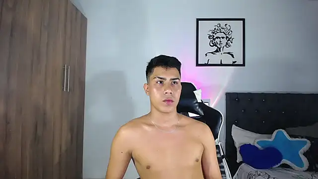 AlanNaughty online show from 10.04.25