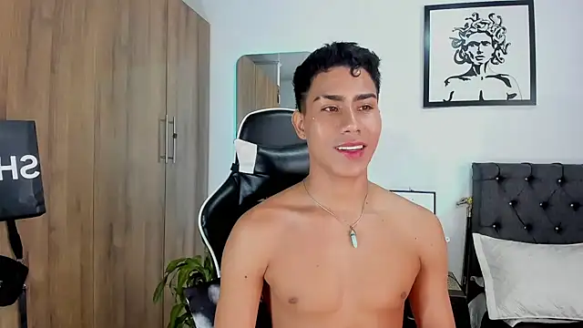 Snapshot of AlanNaughty chatting on 02.01.26 AlanNaughty online show from 02.01.26